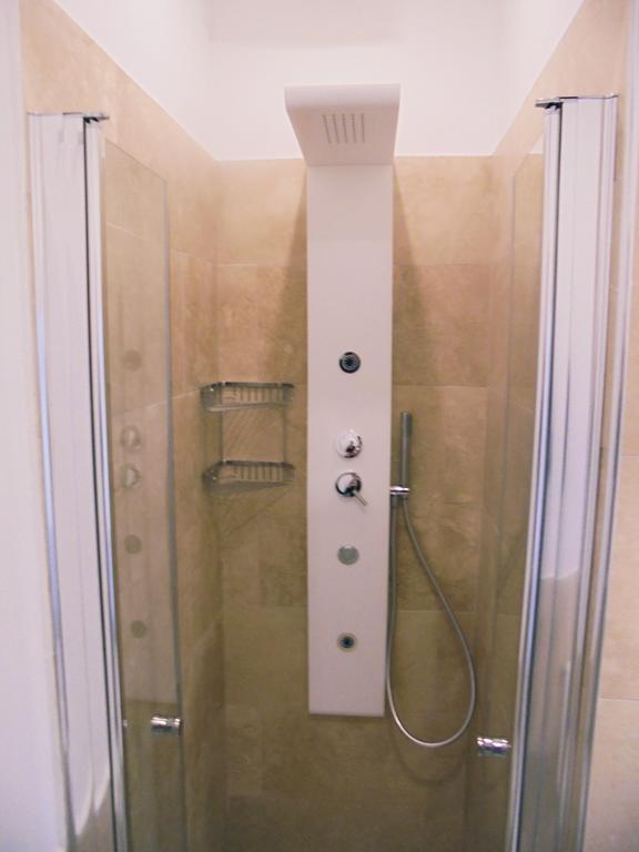 Small Single Room,1588140879:JPEG